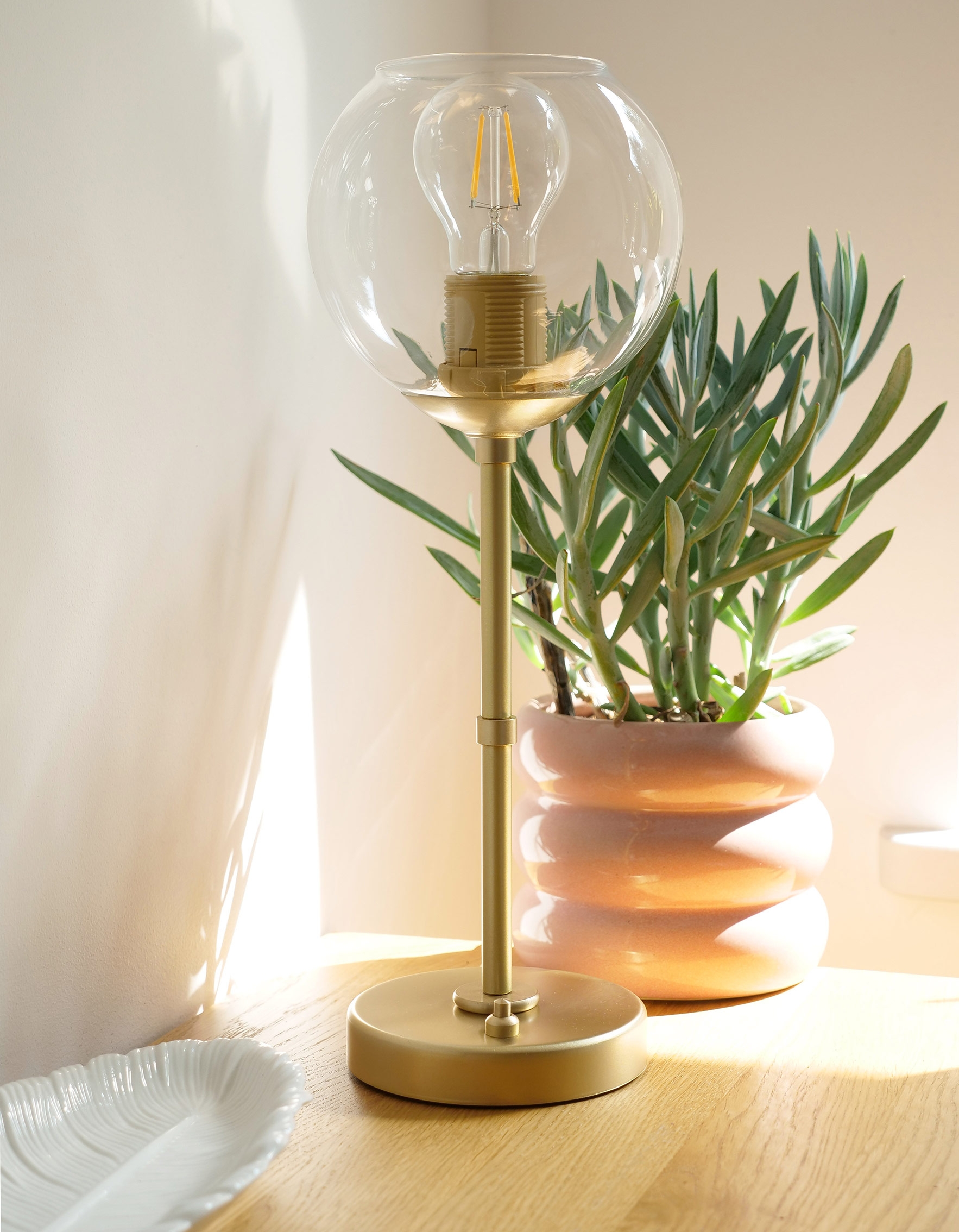 Lampa biurkowa z włącznikiem na podstawie KLT-B1U - obrazek 2
